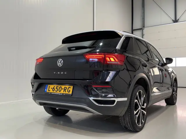 Volkswagen T-Roc 1.5 TSI 150pk Sport 2018 Benzine 9
