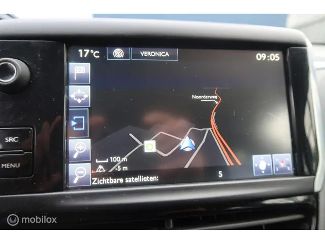 Peugeot 208 1.2 PureTech Blue Lease 2015 Benzine 15