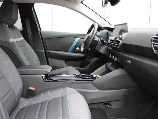 Citroën ë-C4 Shine 50 kWh 2023 Elektrisch 8