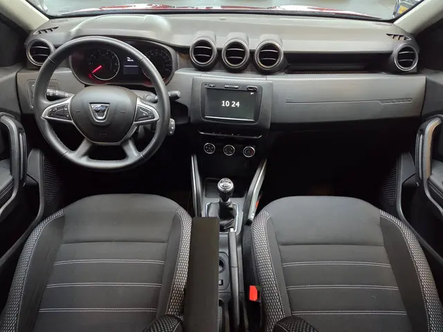 Dacia Duster 1.0 TCe Prestige 2021 Benzine 16
