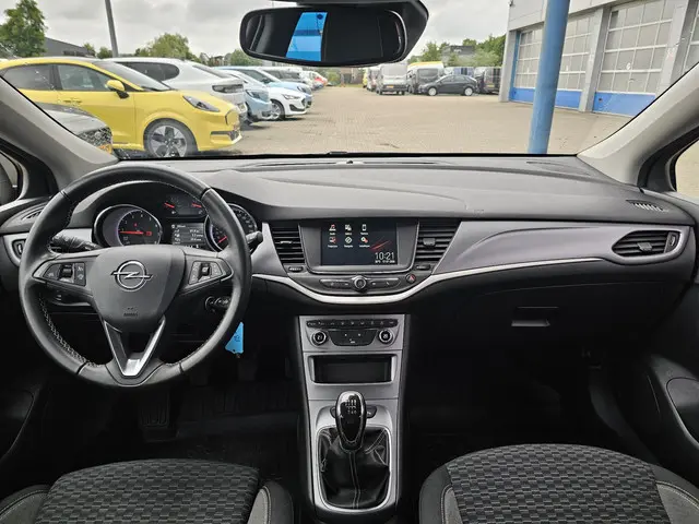 Opel Astra Sports Tourer 1.2 Edition 2021 Benzine 12