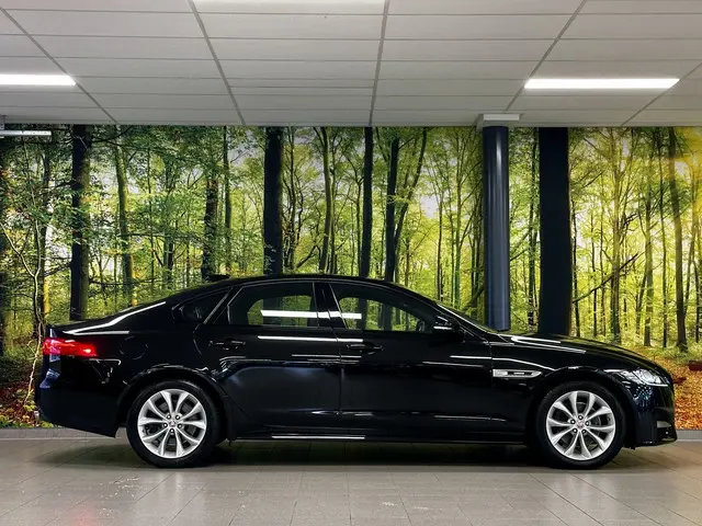 Jaguar XF 2.0 Prestige 2019 Benzine 4