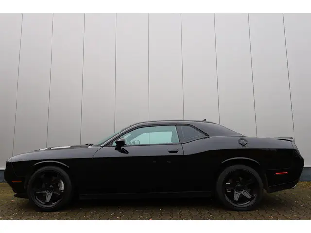Dodge Challenger DODGE R/T 5.7 V8 HEMI 2016 Benzine 2