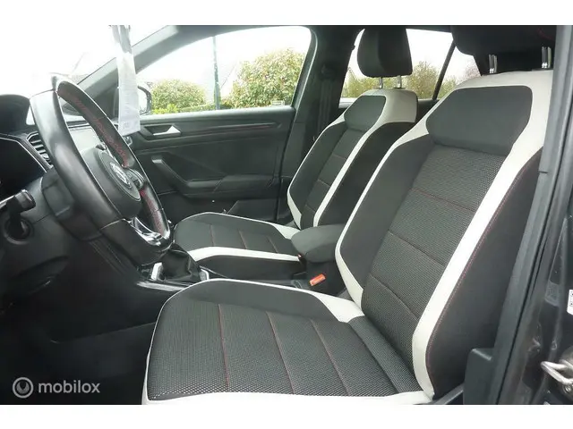 Volkswagen T-Roc 1.5 TSI Sport R Line 2019 Benzine 3