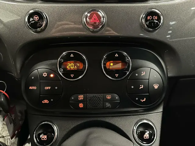 Fiat 500 1.0 Hybrid Club CRUISE ECC 2022 Hybride Benzine 28