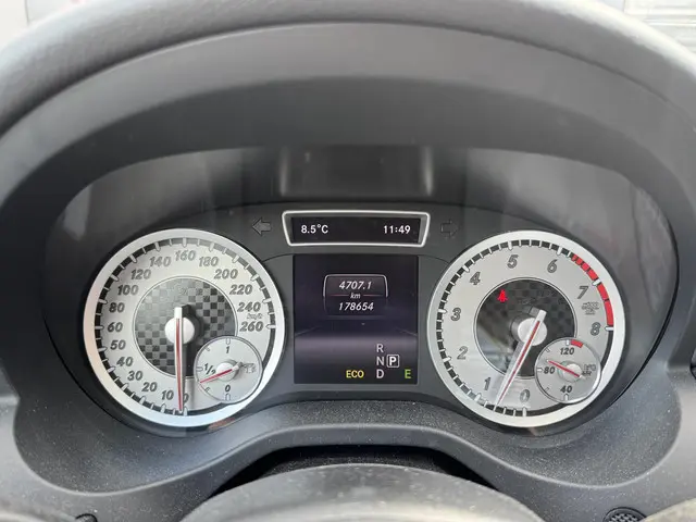 Mercedes-Benz A-Klasse 250 AMG Pakket 2015 Benzine 17