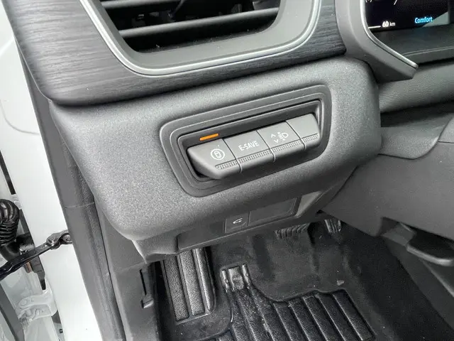 Mitsubishi Grandis 1.8 HEV Instyle 2025 Hybride Benzine 21