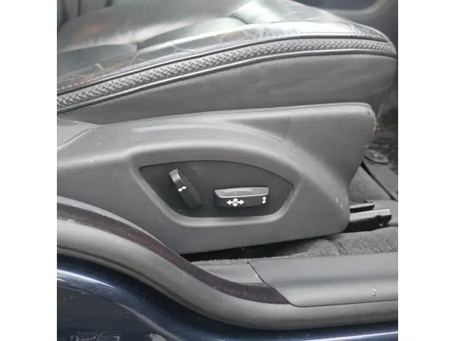 Volvo XC70 3.2 T6 Summum 2011 LPG/Gas 19