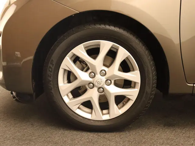 Toyota Verso-S 1.3 VVT-i Trend 2015 Benzine 38