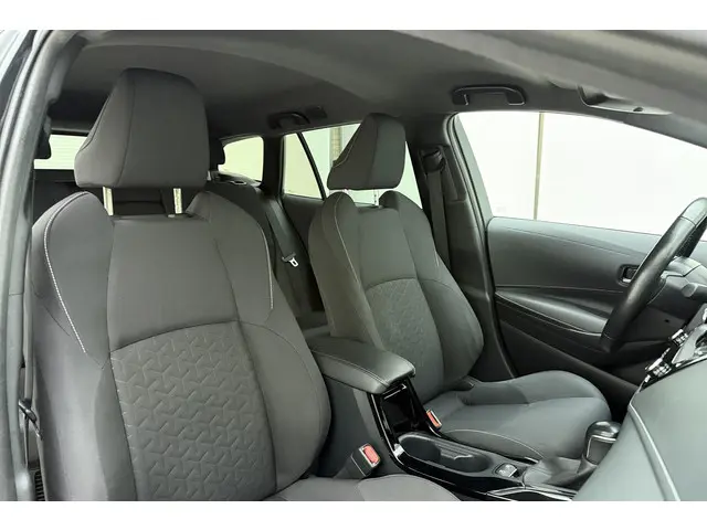 Suzuki Swace 1.8 Hybrid Style 2021 Hybride Benzine 13