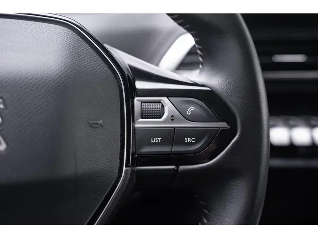 Peugeot 5008 1.5 HDI 2022 Diesel 25