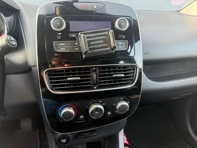Renault Clio 1.2 16V 2018 Benzine 19