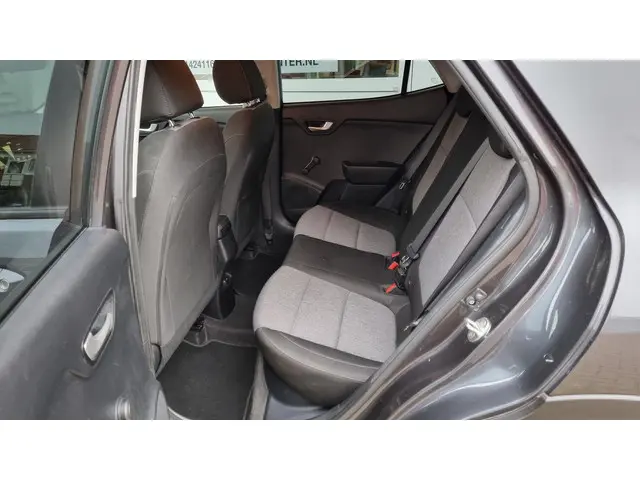 Kia Stonic 1.0 T-GDi DynamicLine 2019 Benzine 14