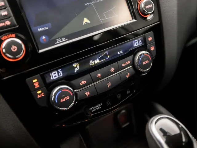 Nissan QASHQAI 1.2 Tekna Sport 2017 Benzine 10