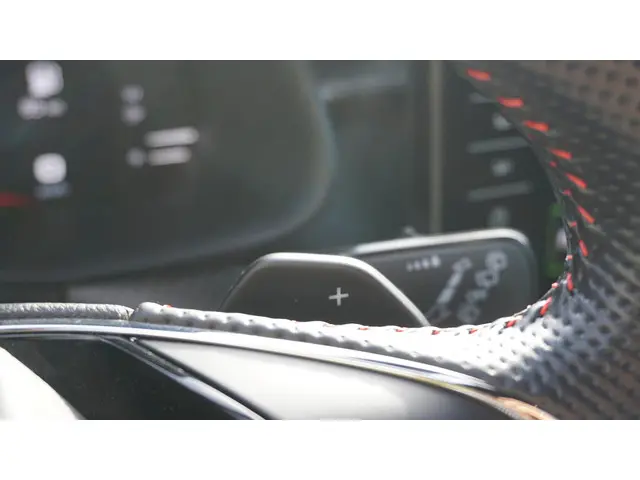 Škoda Kamiq 1.0 TSI 116pk DSG Monte Carlo 2021 Benzine 36