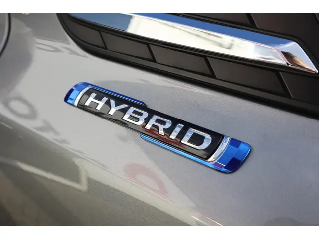 Suzuki Vitara 1.5 HYBRID STYLE 2022 Hybride Benzine 31
