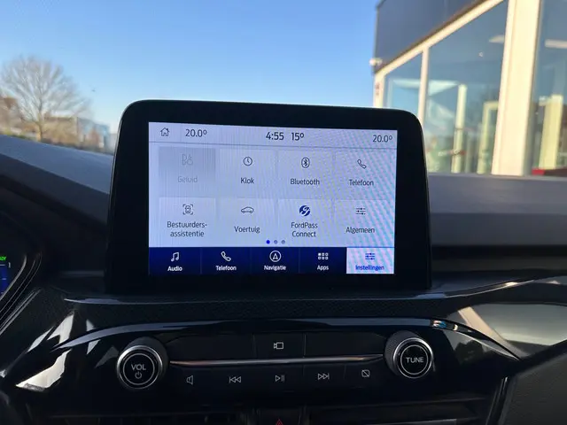 Ford Kuga 2.5 PHEV ST-Line X 2022 Hybride Benzine 35