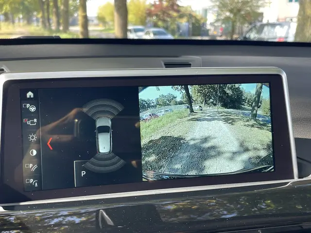 BMW X1 xDrive20i High Executive 2017 Benzine 21