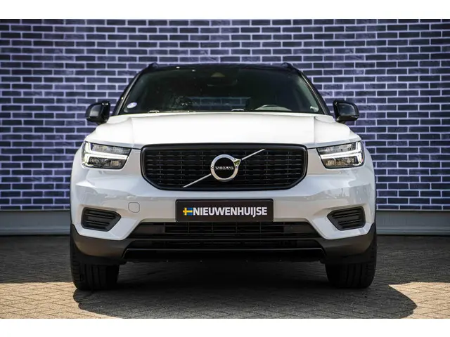 Volvo XC40 T4 190pk Geartronic R-Design 2019 Benzine 9