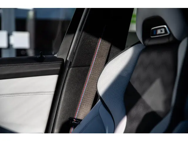 BMW M3 3-serie Touring xDrive Competition 2023 Benzine 68