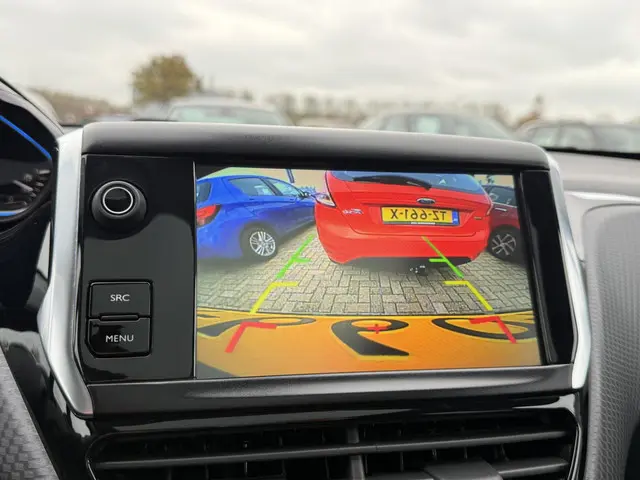 Peugeot 2008 1.2 PureTech Allure 2016 Benzine 14