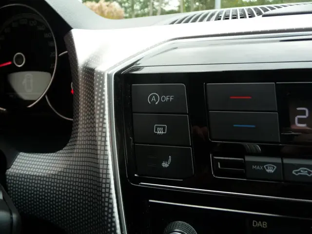 Volkswagen up! 1.0 BMT high up! 2019 Benzine 23