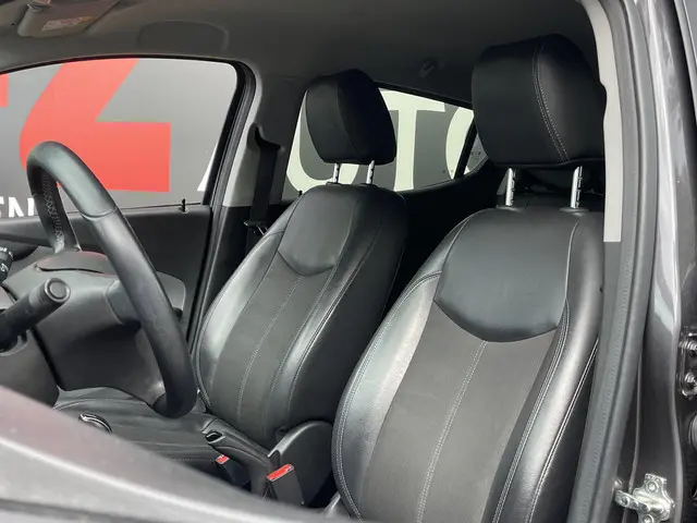 Opel KARL 1.0 75pk ecoFLEX Cosmo 2016 Benzine 11