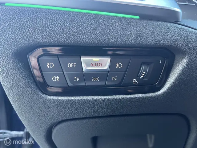 BMW 3 Serie 318i LED*NAVI*CARPLAY*PDC*CRUISE* 2021 Benzine 21