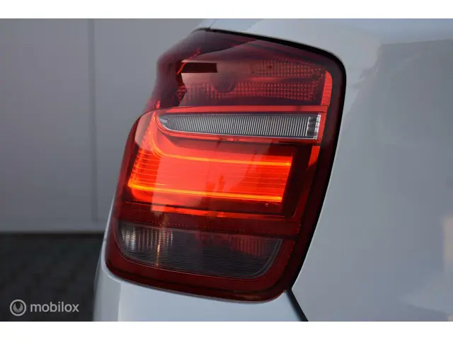 BMW 1 Serie 114i EDE M Sport Edition 2015 Benzine 31