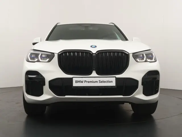 BMW X5 xDrive45e Executive 2022 Hybride Benzine 6