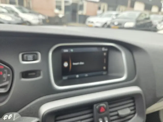 Volvo V40 1.6 T3 Kinetic 2012 Benzine 5