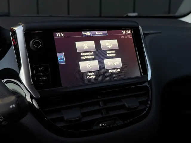 Peugeot 208 1.2 PureTech Blue Lion CarPlay 2016 Benzine 5