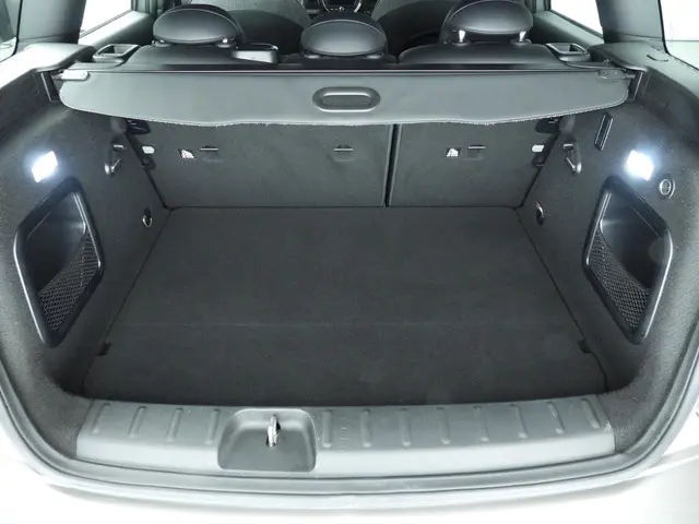 MINI Clubman Cooper 2019 Benzine 9