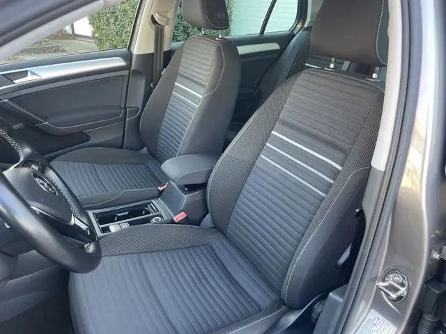 Volkswagen Golf 1.2 TSI CUP 63953 km 2014 Benzine 12