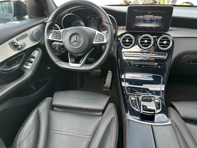 Mercedes-Benz GLC AMG 43 4MATIC / PANO 2016 Benzine 19