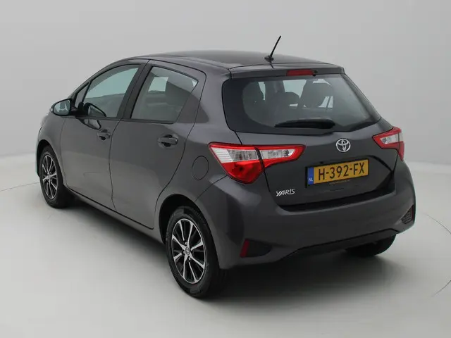 Toyota Yaris 1.0 VVT-i Connect Camera 2020 Benzine 3