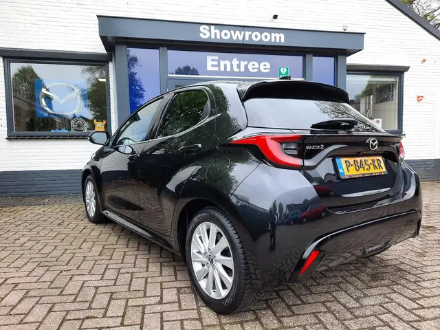 Mazda 2 Hybrid 1.5 Select 2022 Hybride Benzine 6