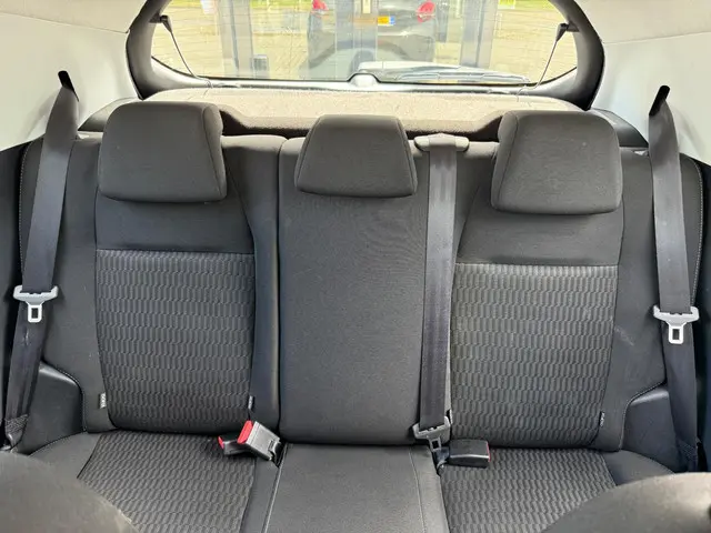 Peugeot 208 1.2 PureTech Blue Lease 2016 Benzine 15