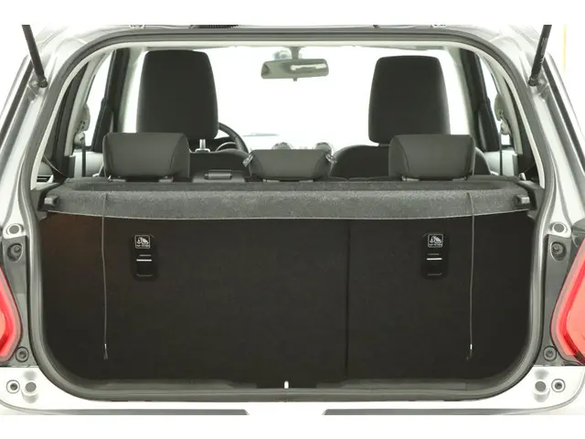 Suzuki Swift 1.2 Comfort Smart Hybrid 2023 Benzine 22