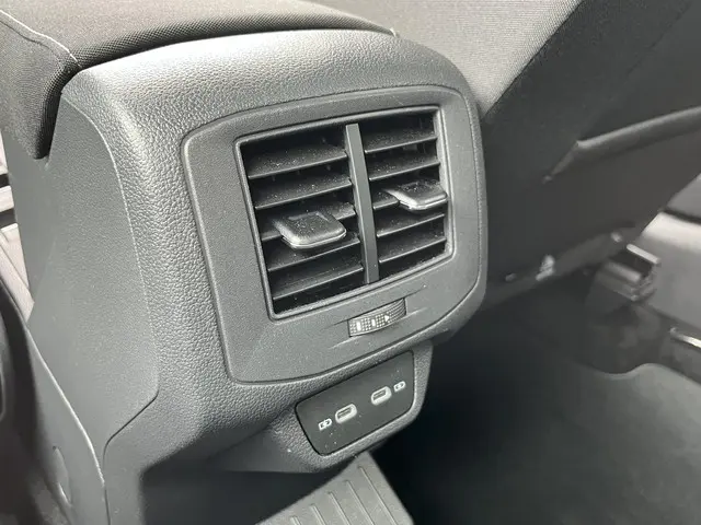 Volkswagen T-Roc Cabrio 1.5 TSI Style 2021 Benzine 19