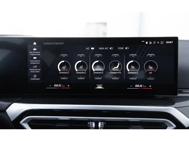 BMW M3 3-serie Touring xDrive Competition 2024 Benzine 10