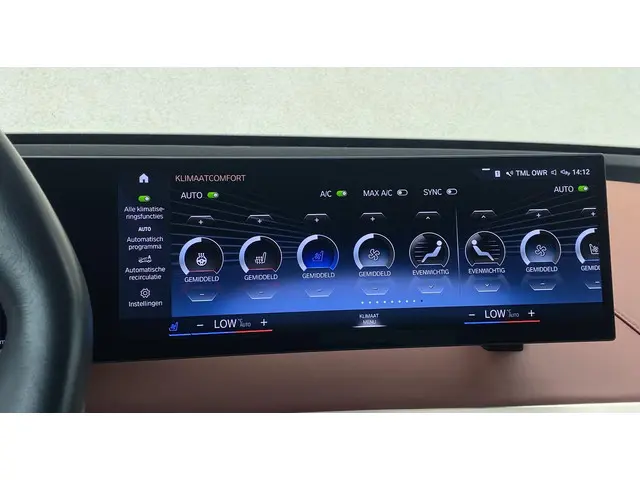 BMW iX xDrive40 High Executive 77 kWh 2022 Elektrisch 8