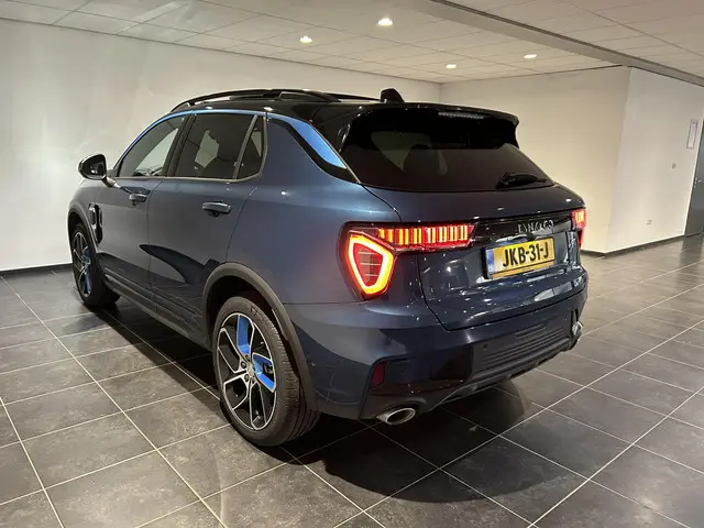 Lynk & Co 01 1.5 2024 Hybride Benzine 5