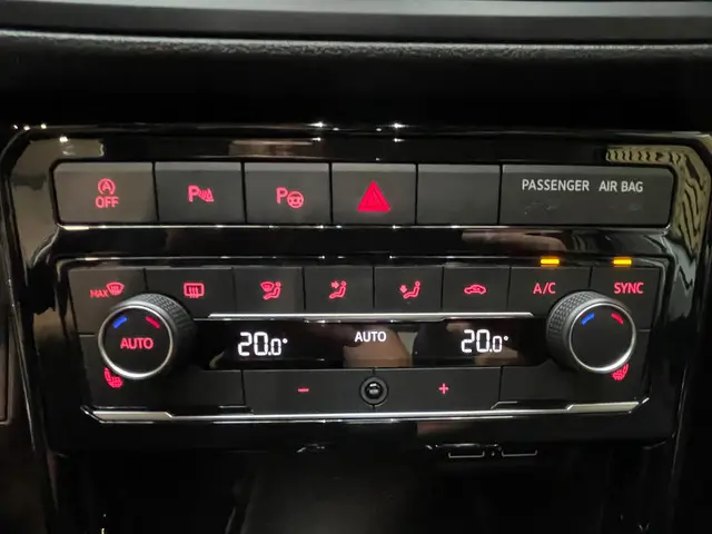 Volkswagen T-Cross 1.0 TSI Style AUTOMAAT 2019 Benzine 31