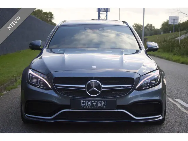 Mercedes-Benz C-Klasse Estate AMG 63 S 2017 Benzine 5