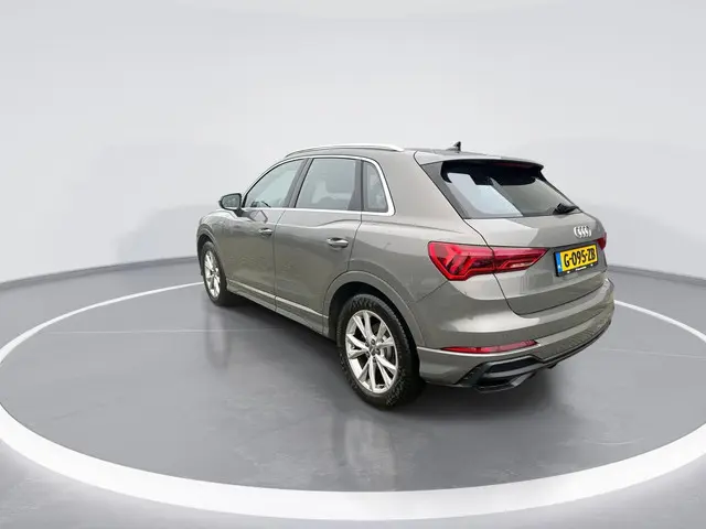 Audi Q3 35 TFSI 150pk S-Tronic S Edition 2020 Benzine 5