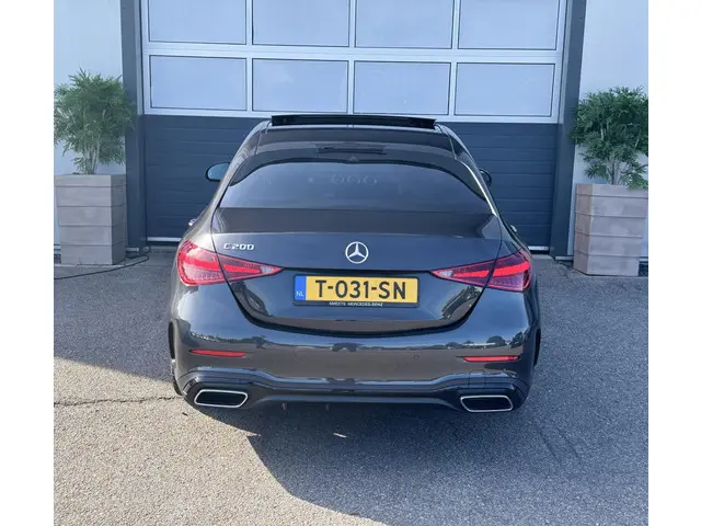 Mercedes-Benz C-Klasse 200 AMG Line 2023 Benzine 6