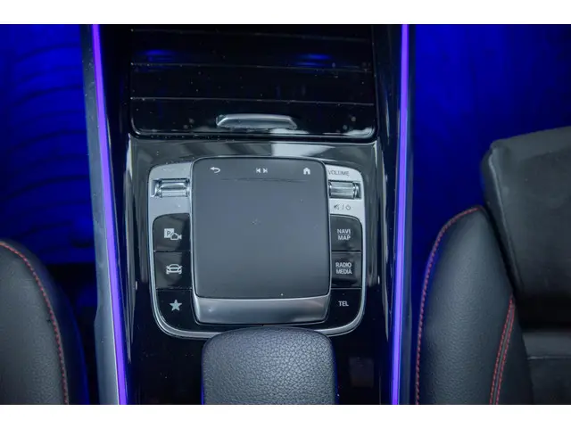 Mercedes-Benz GLB 200 AMG Line 2020 Benzine 9
