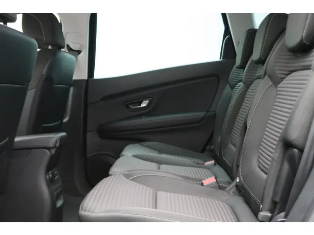 Renault Grand Scénic 1.3 TCe Equilibre 7p. 2023 Benzine 12