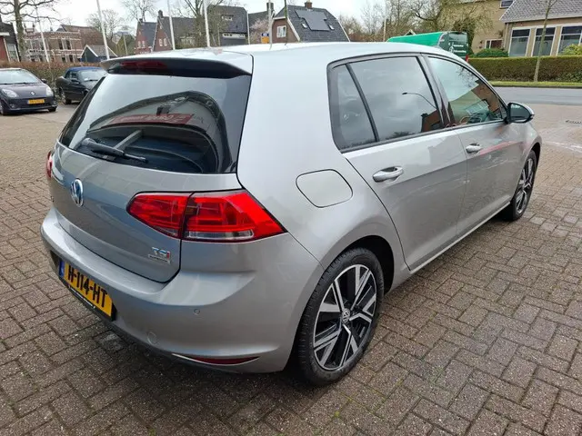 Volkswagen Golf 1.4 TSI Highline 2013 Benzine 4